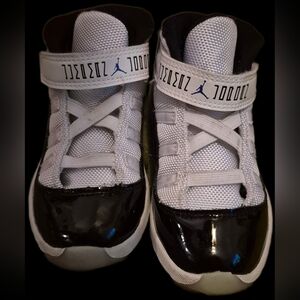 Jordan Kids' White and Black Sneakers with Blue Jumpman